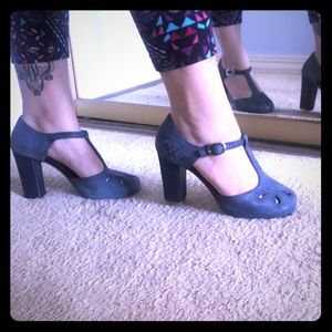 ✨PRICE DROP✨Jeffery Campbell chunky heel